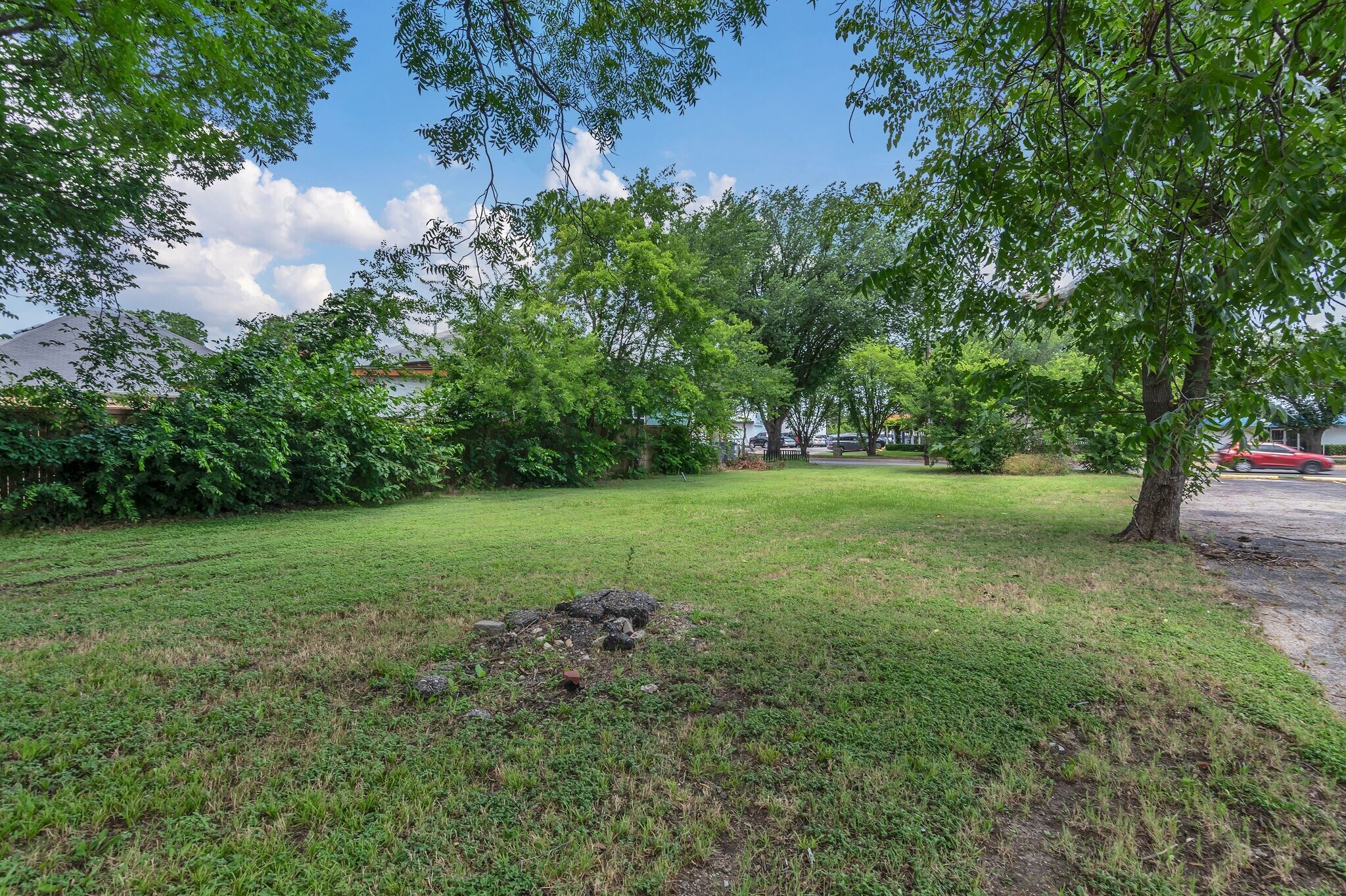 412 W 12th St, Dallas, TX for Sale