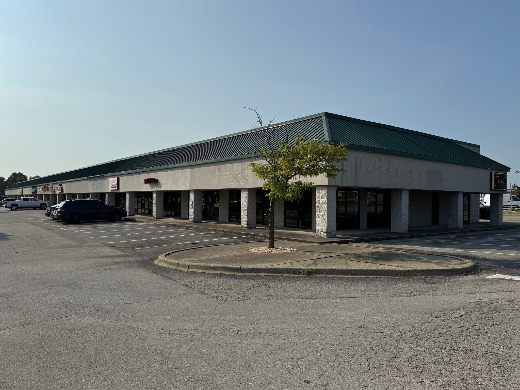 7504 Highway 311, Sellersburg, IN for Rent