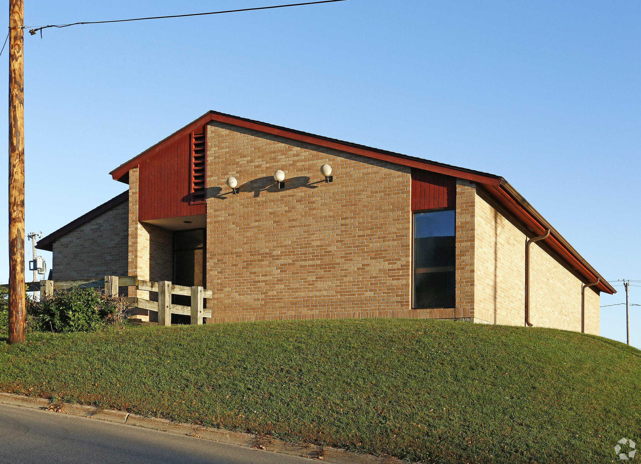 304 E Main St E, Norwood Young America, MN for Rent