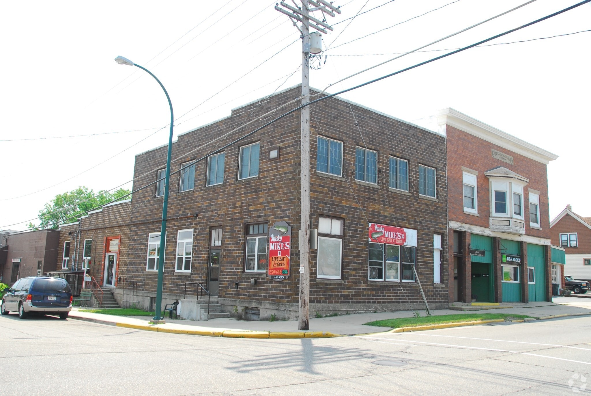 202 S Main St, Lake Mills, WI for Sale