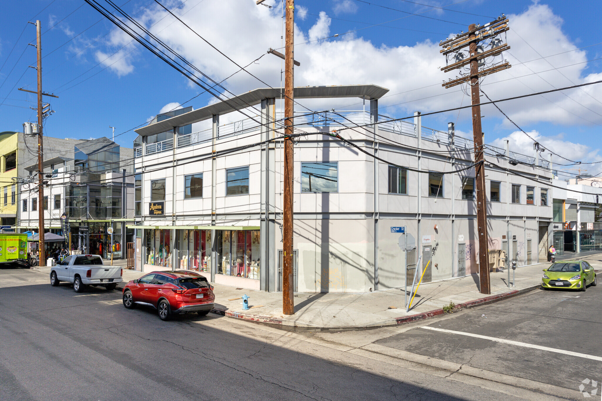 1013 Crocker St, Los Angeles, CA for Rent