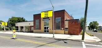 Maple Shade Township, NJ Bank - 21 N Forklanding Rd