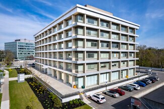 Toronto, ON Office - 220 Duncan Mill Rd Toronto, ON Office - 220 Duncan Mill Rd