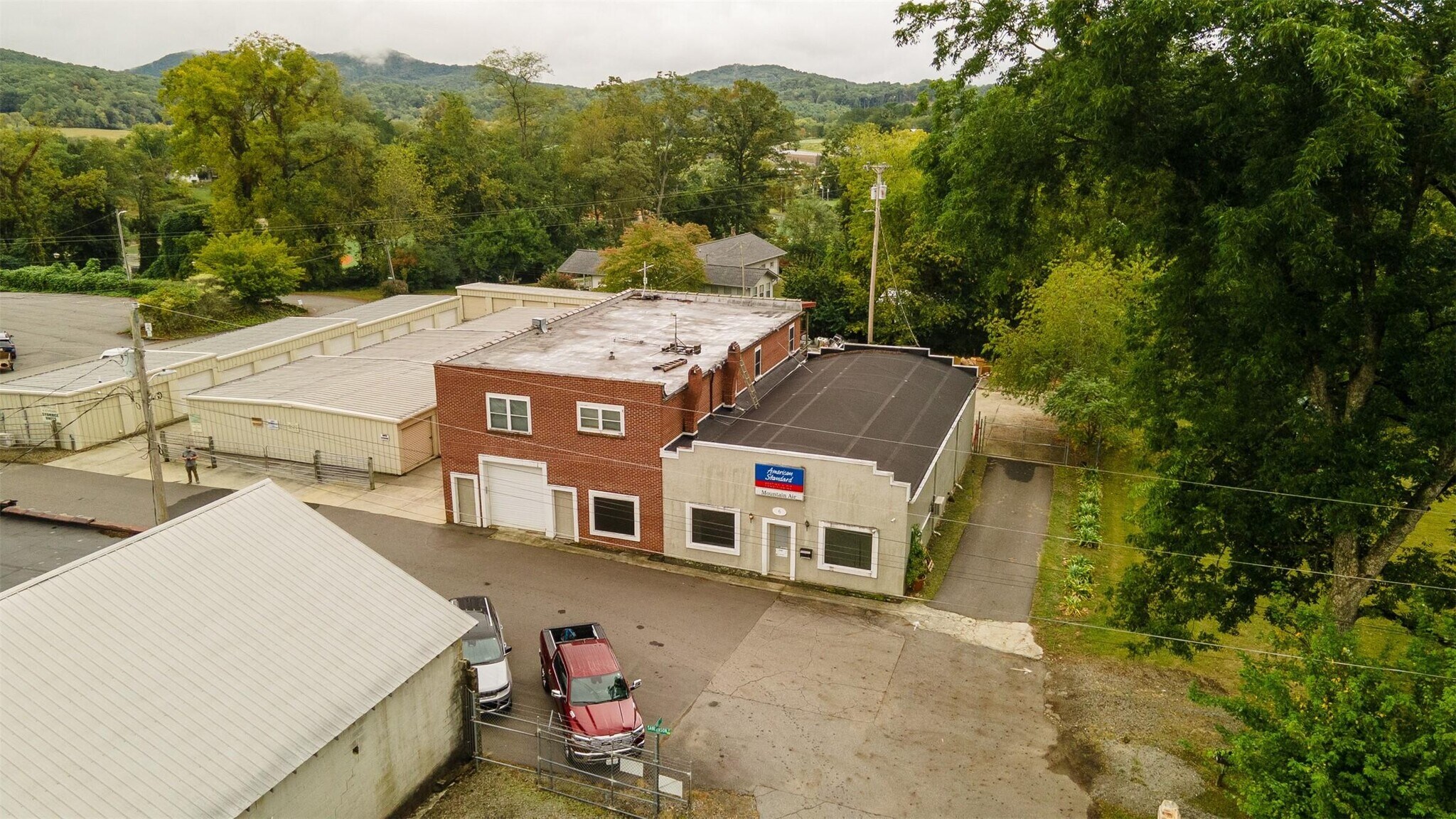 6 Sanderson St, Hayesville, NC for Sale