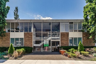 Mineola, NY Office - 220 Old Country Rd