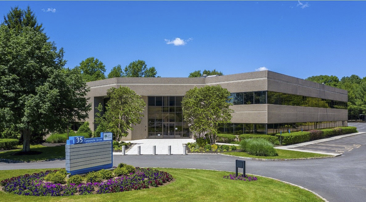 35 Corporate Dr, Trumbull, CT for Rent