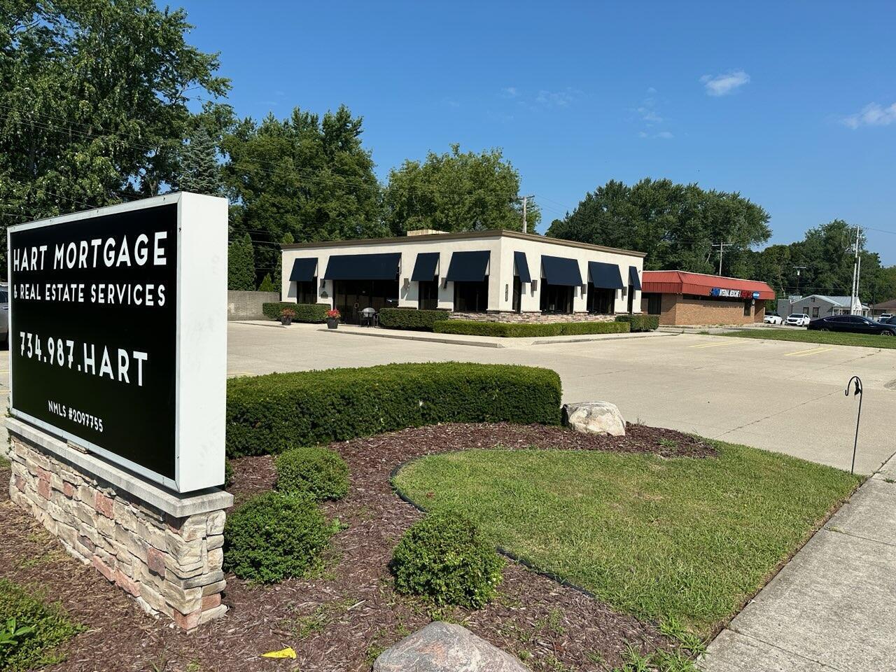 15619 Farmington Rd, Livonia, MI for Rent