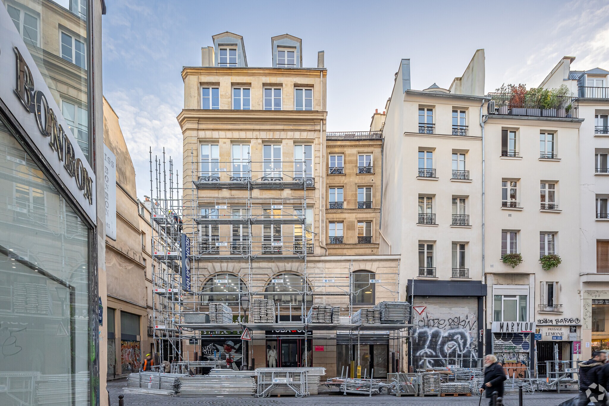 23 Rue Blondel, Paris, PAR for Rent