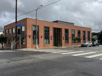 Los Angeles, CA Office/Retail - 444 N Larchmont Blvd