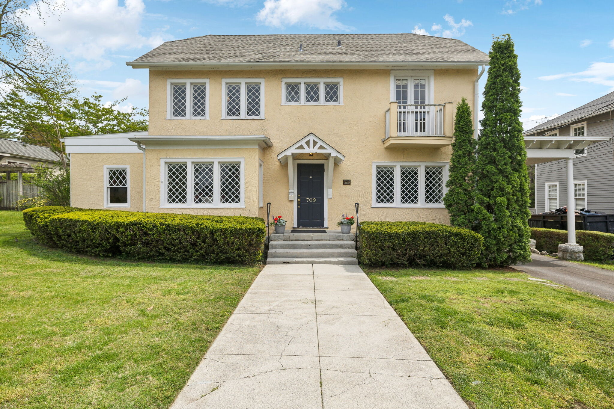 709 W Main St, Franklin, TN for Sale