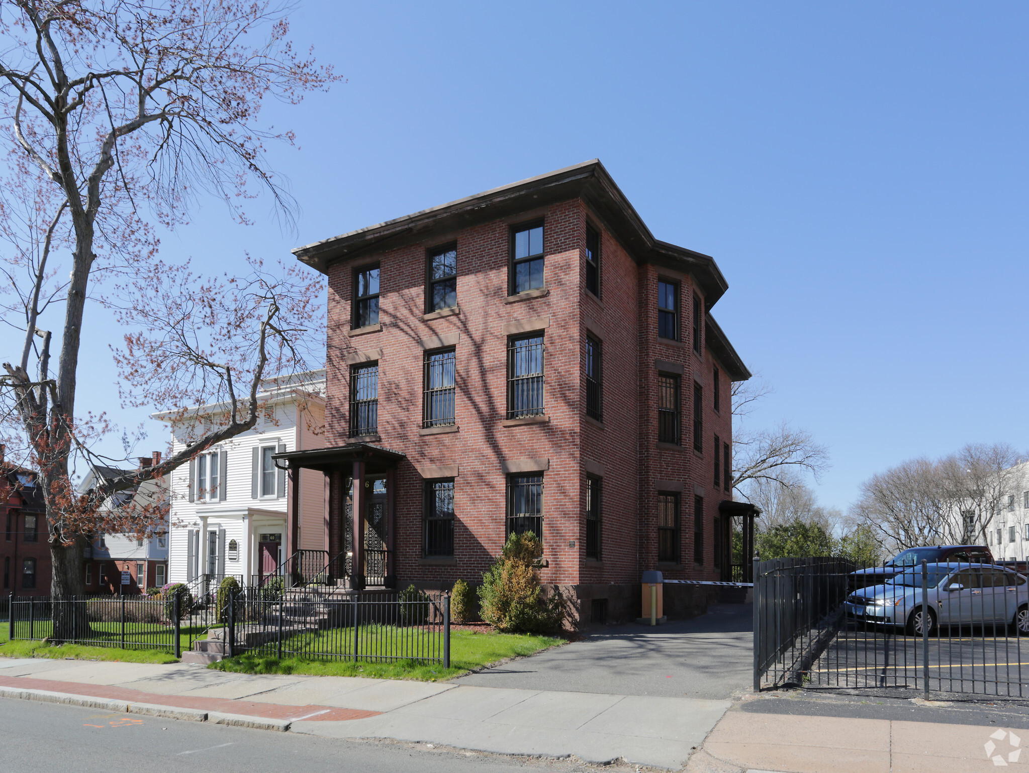 36 Russ St, Hartford, CT for Rent