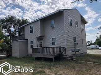 Fairfield, IA Apartments - 602 W Broadway Ave