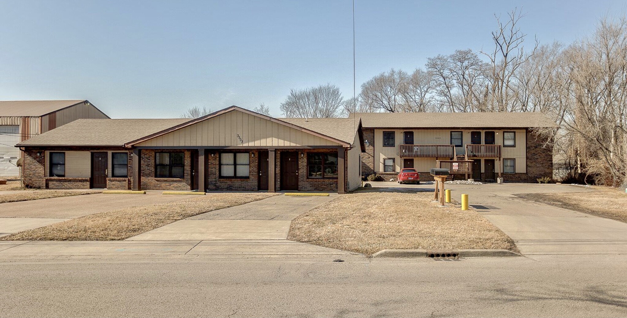 3503 Falling Springs Rd, Cahokia, IL for Sale