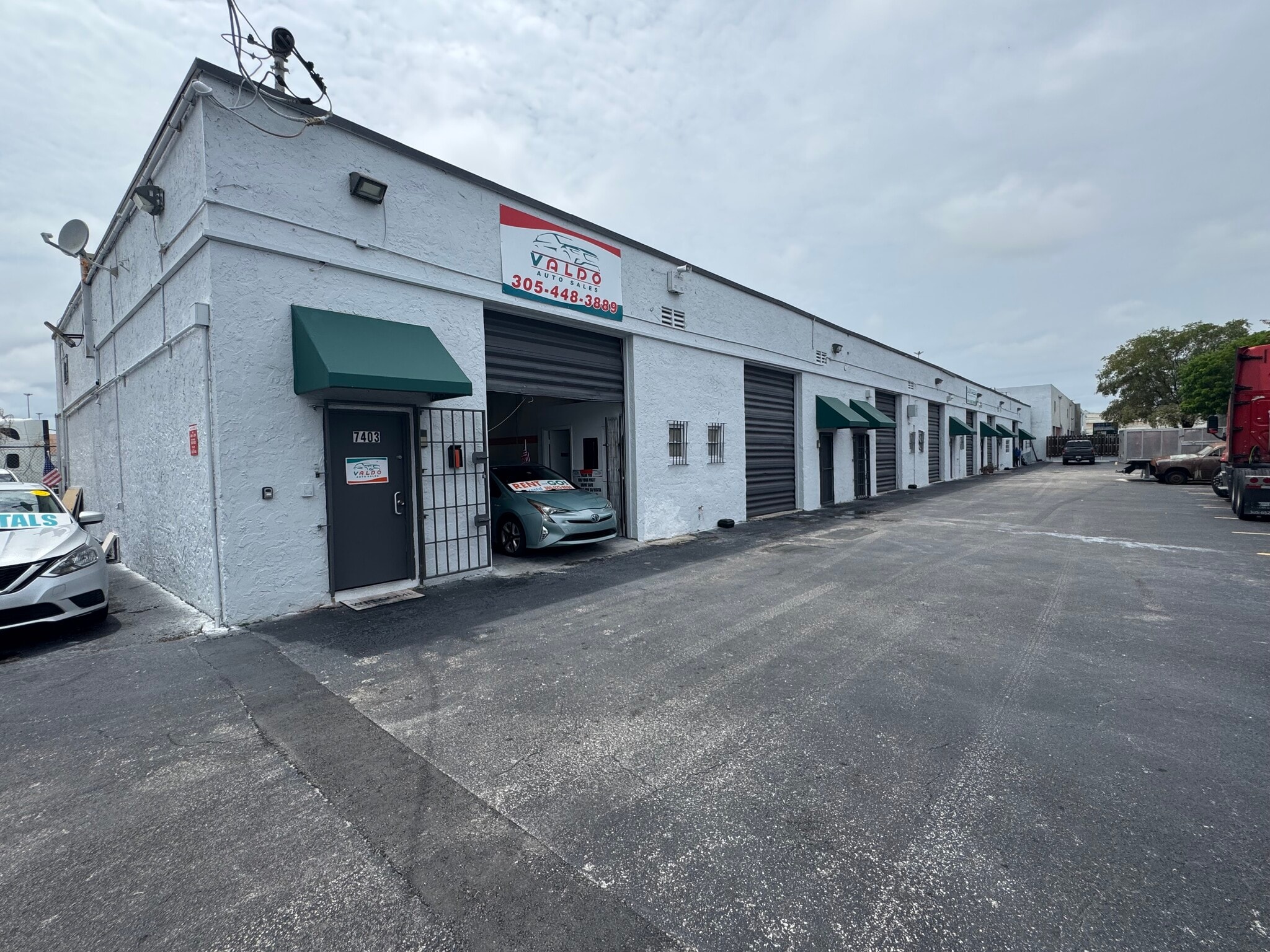 7403 NW 7th St, Miami, FL for Rent