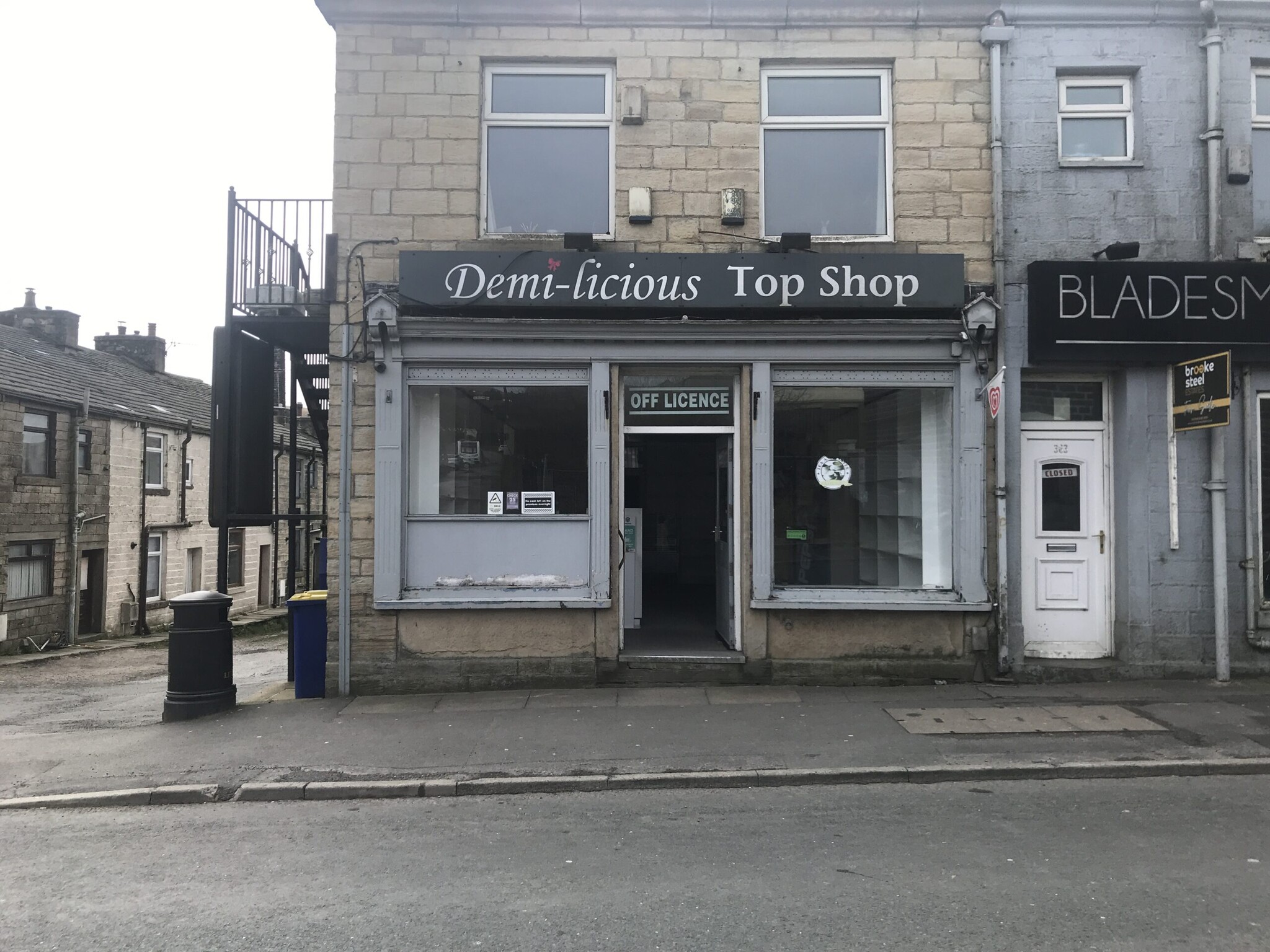 365 Rochdale Rd, Bacup, LAN for Rent