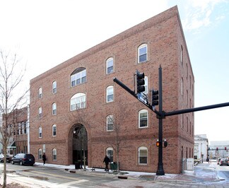 100 E Parrish Condo's