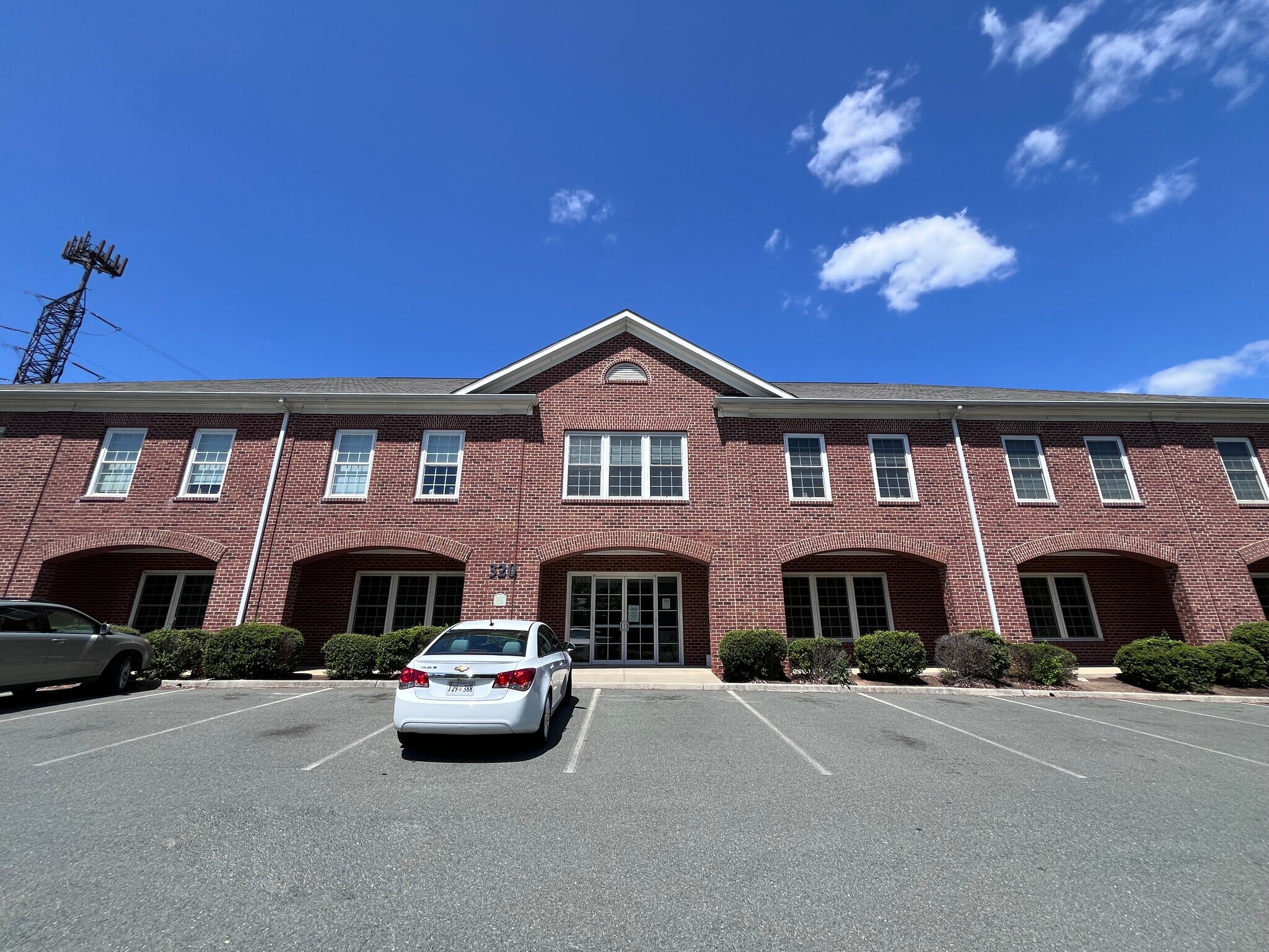 315-325 Winding River Ln, Charlottesville, VA for Rent