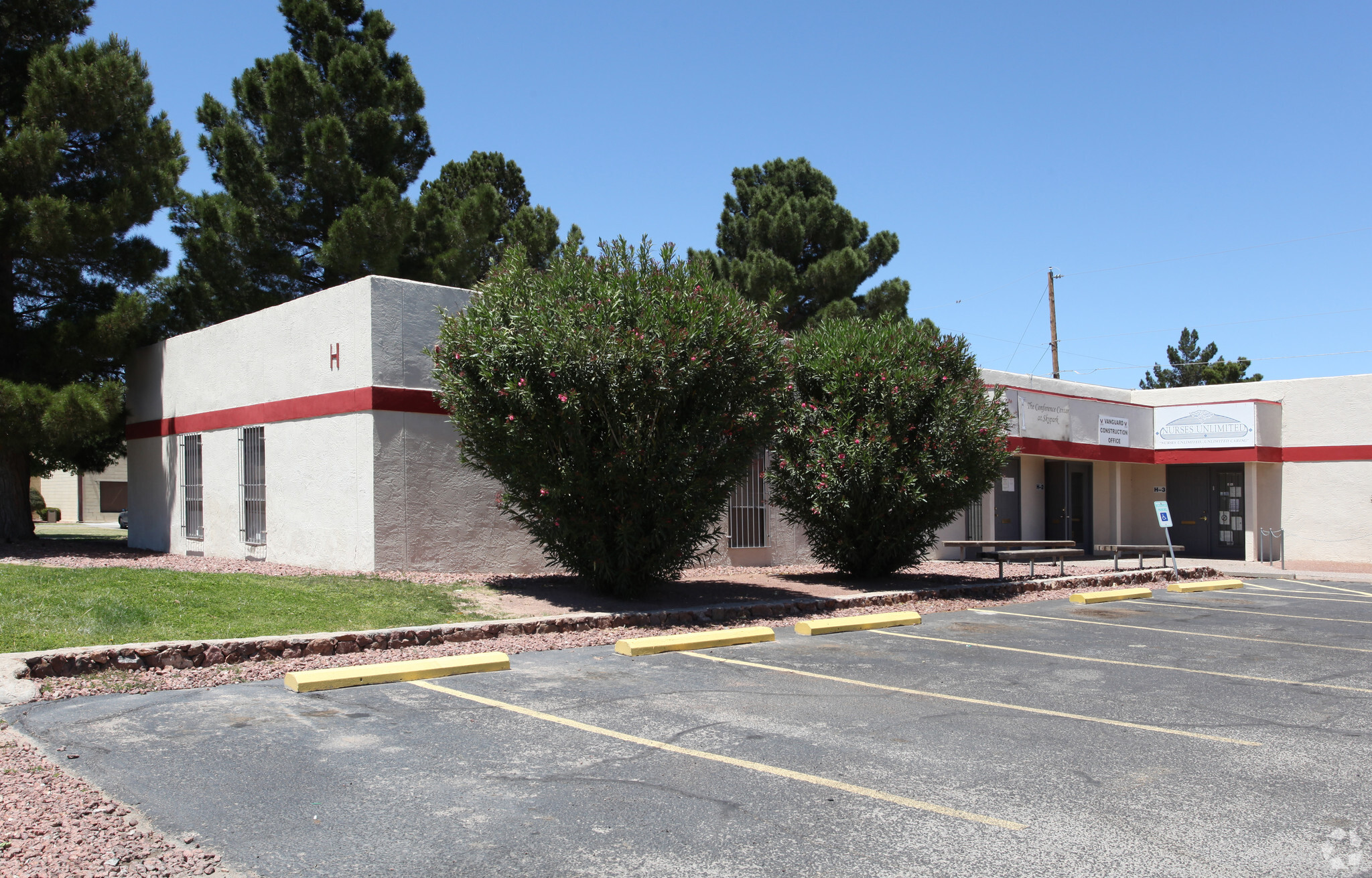 6501 Boeing Dr, El Paso, TX for Rent