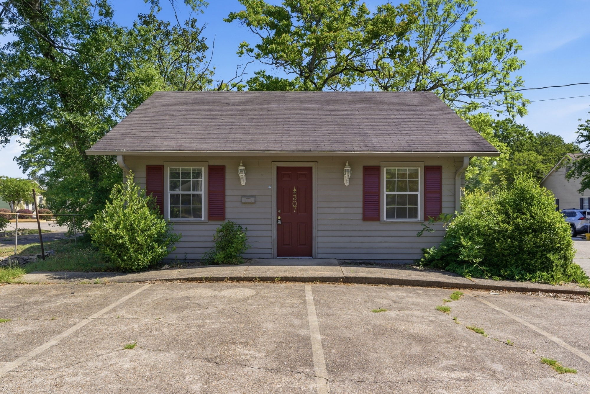 307 3rd Ave, Hattiesburg, MS for Sale