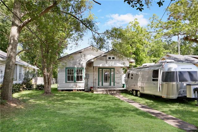 540 Lafitte St, Mandeville, LA for Sale