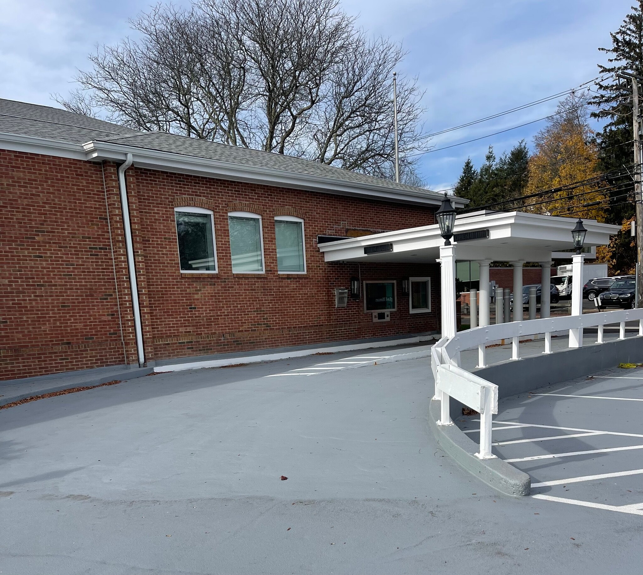 208 Elm St, New Canaan, CT for Rent