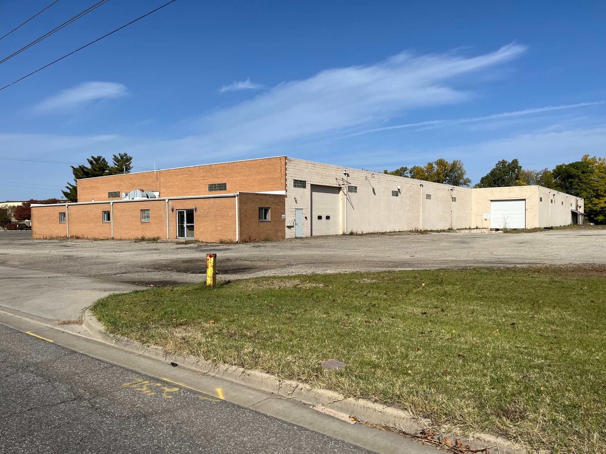 1706 W Lusher Elkhart, IN 46517 - Industrial Property for Lease on ...