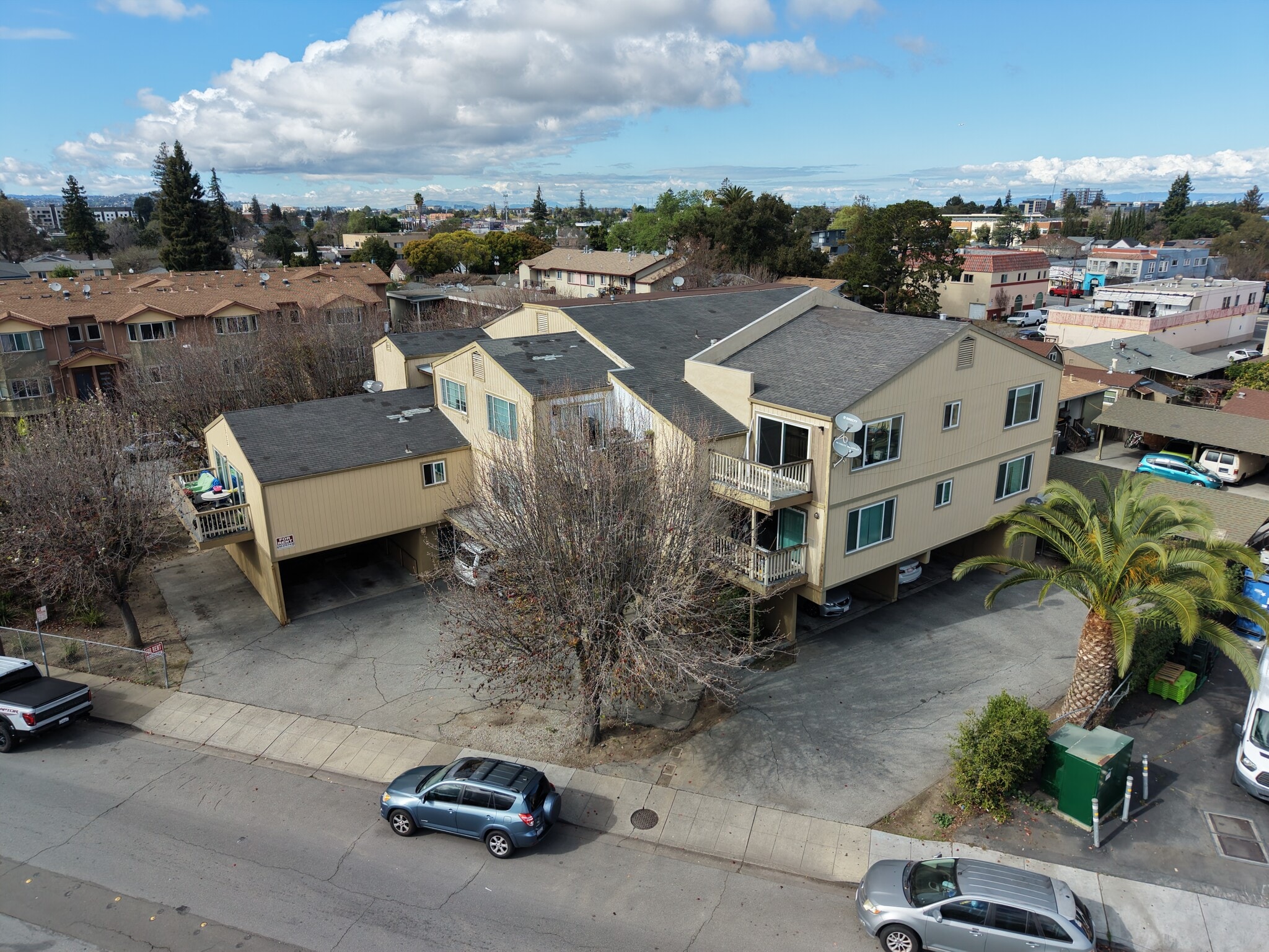 211-311 Semicircular Road, Menlo Park, Menlo Park, CA for Sale
