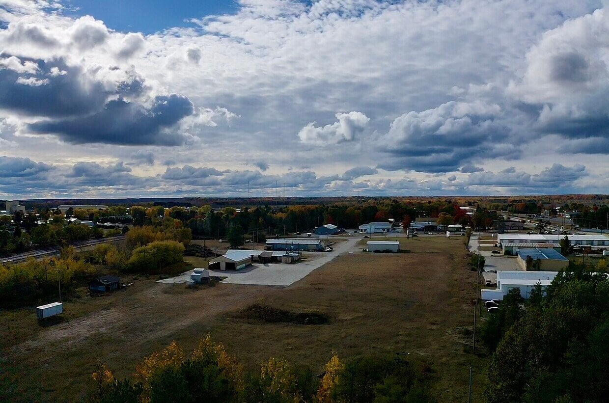 1720 N Lincoln Rd, Escanaba, MI for Rent