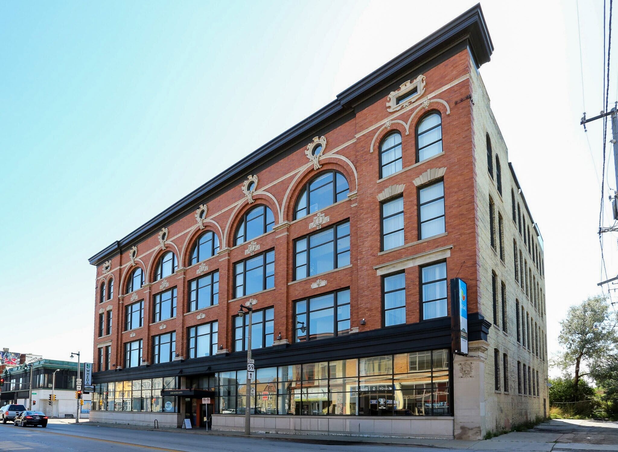 611 W National Ave, Milwaukee, WI for Rent