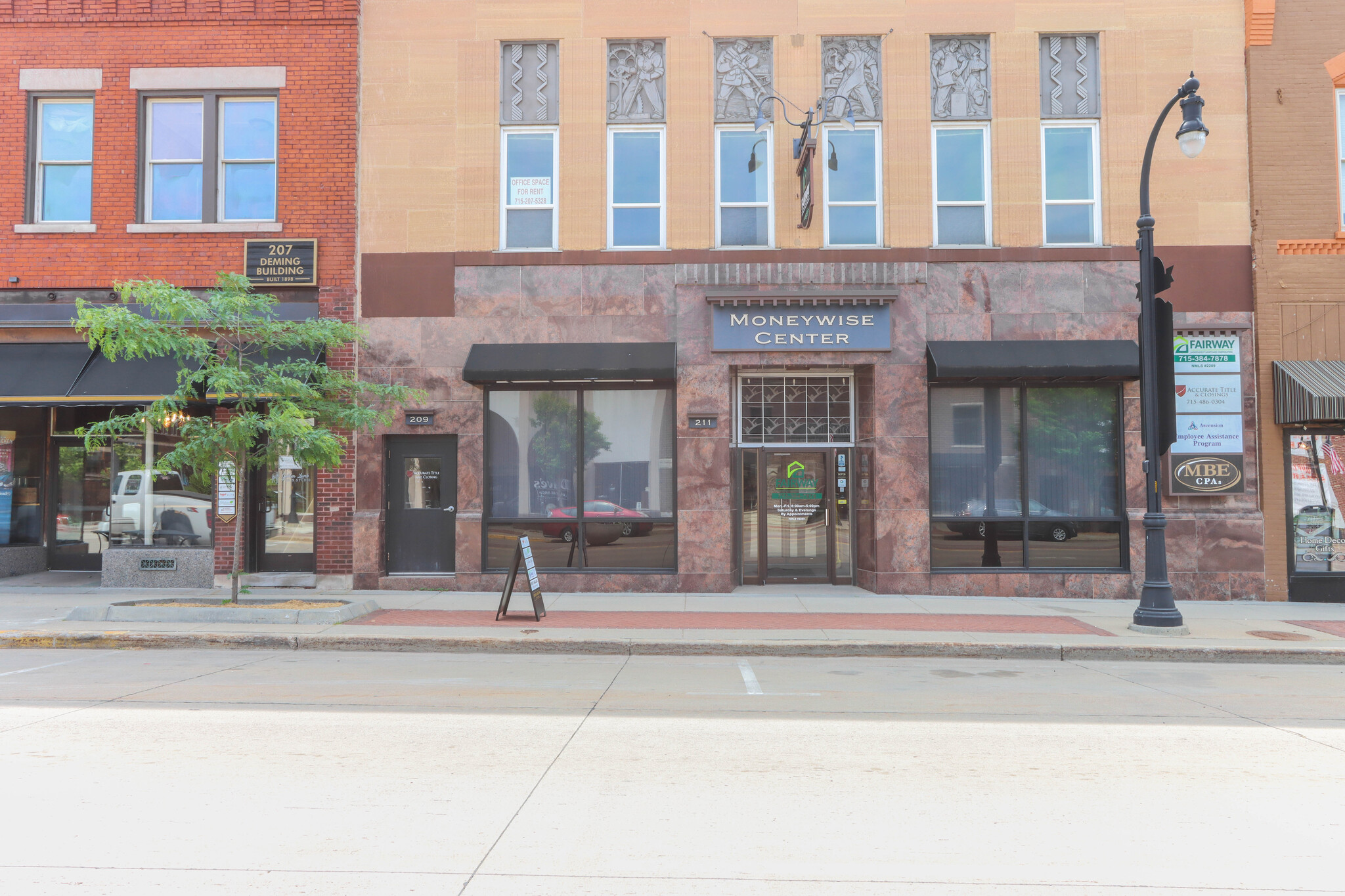 209 S Central Ave, Marshfield, WI for Rent