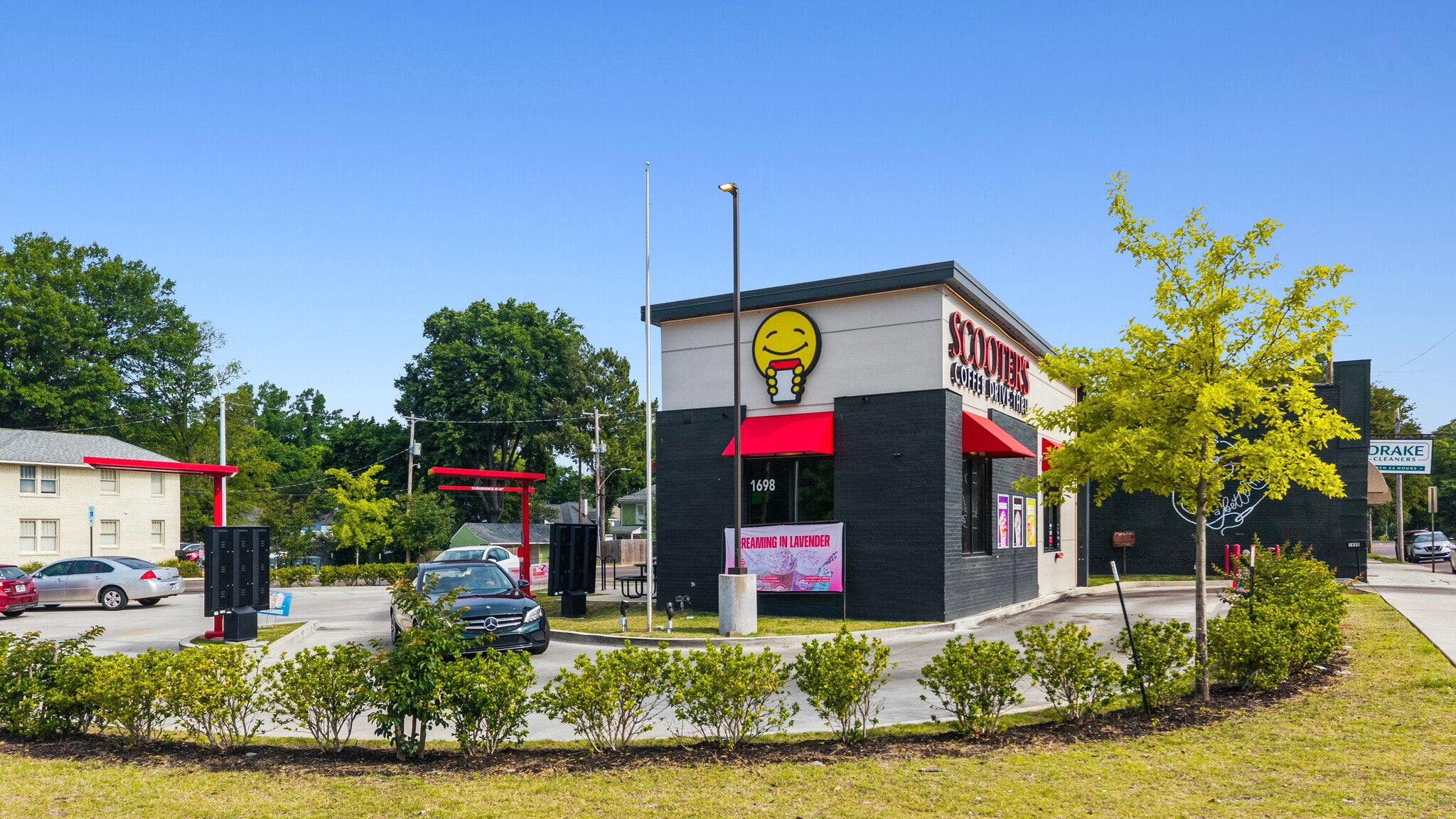1698 Poplar Ave, Memphis, TN for Sale