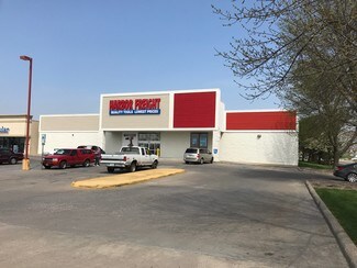 West Burlington, IA Retail - 104 W Agency Rd