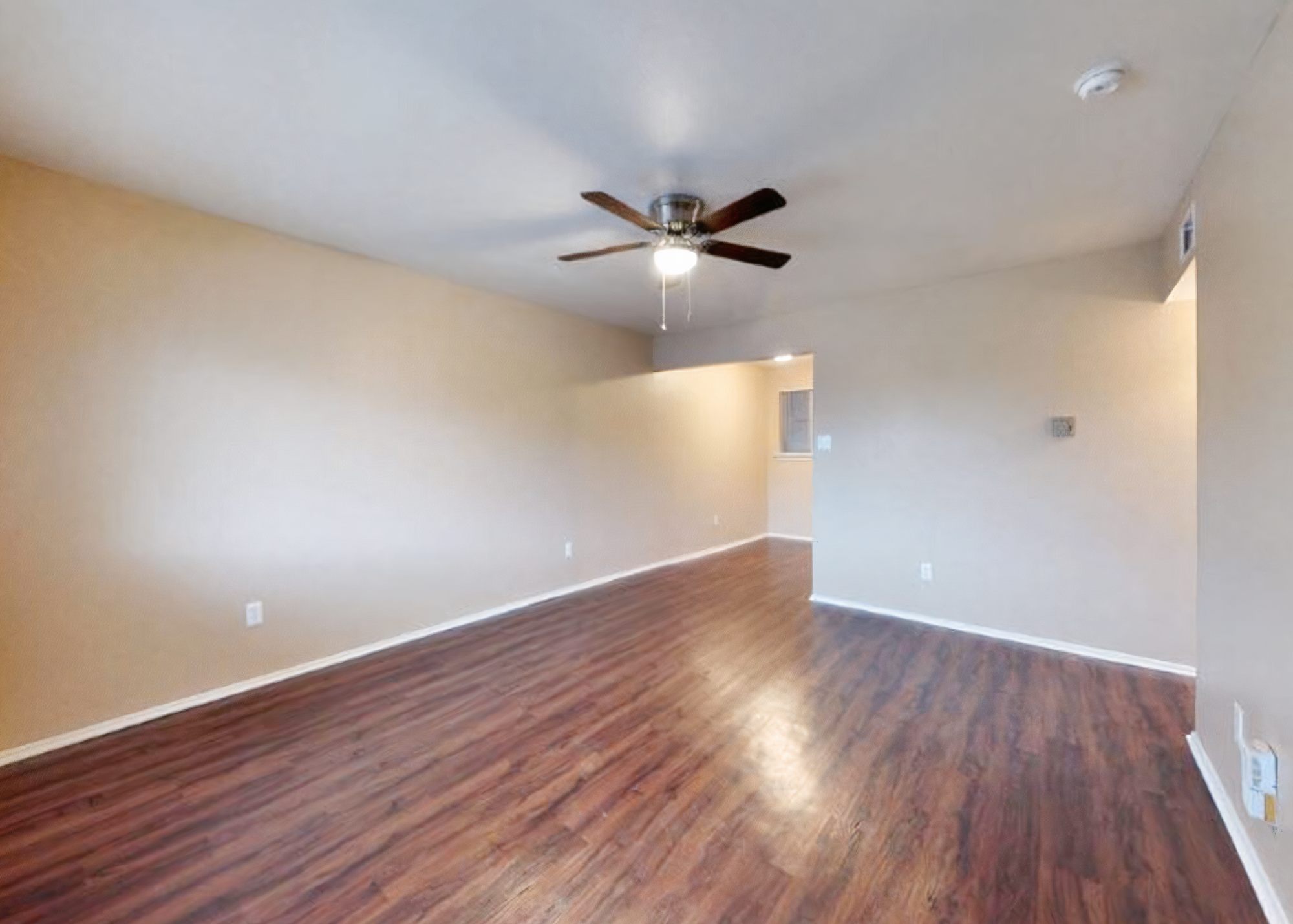 100 N Randolph Dr, Dallas, TX for Sale