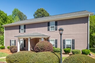 Commerce, GA Apartments - 878 Hospital Rd