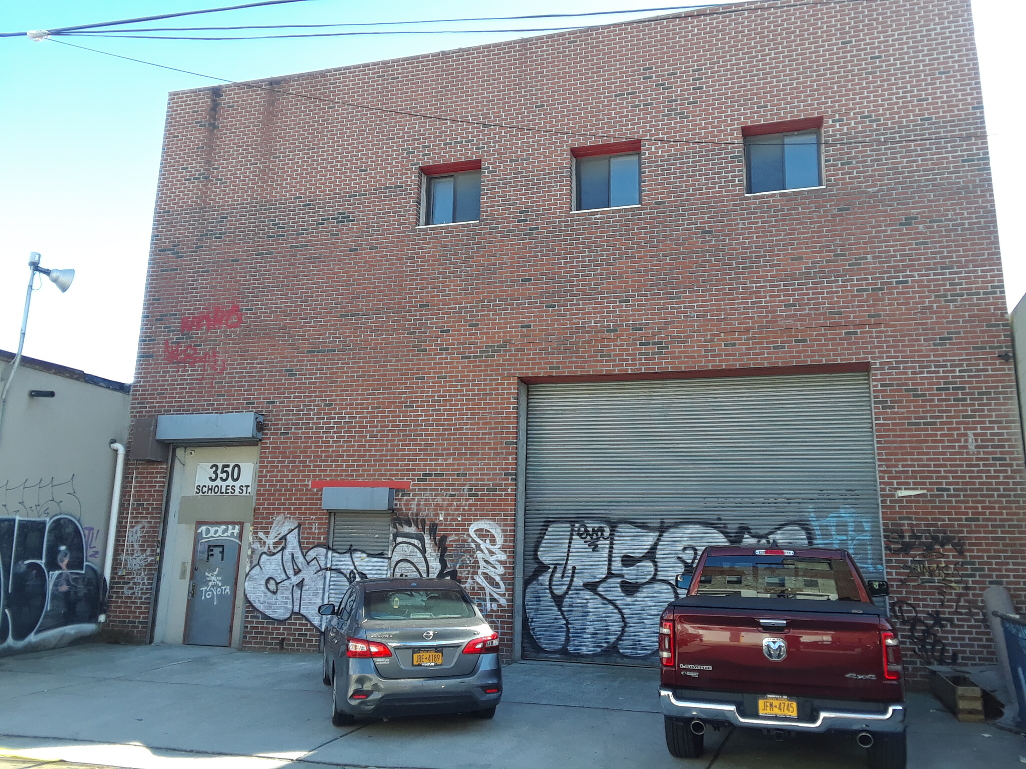 350 Scholes St, Brooklyn, NY for Rent