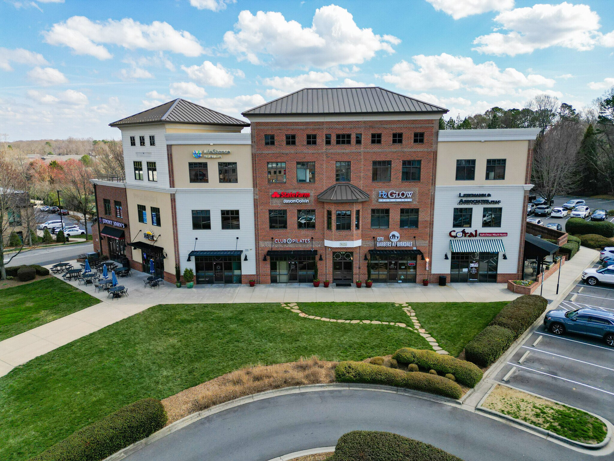 9525 Birkdale Crossing Dr, Huntersville, NC for Rent