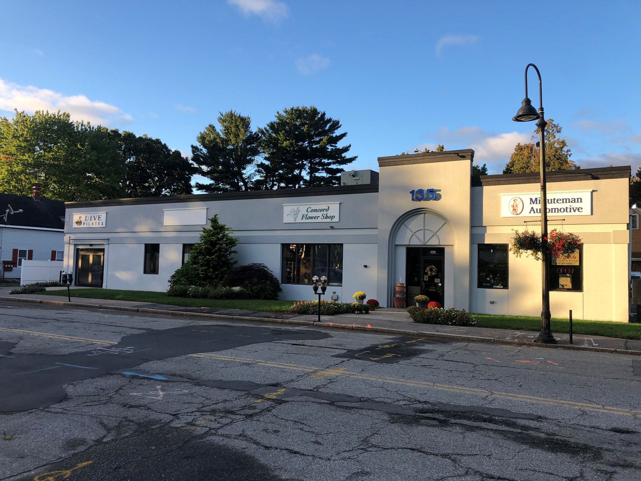 135 Commonwealth Ave Concord, MA 01742 Retail Property for Lease on