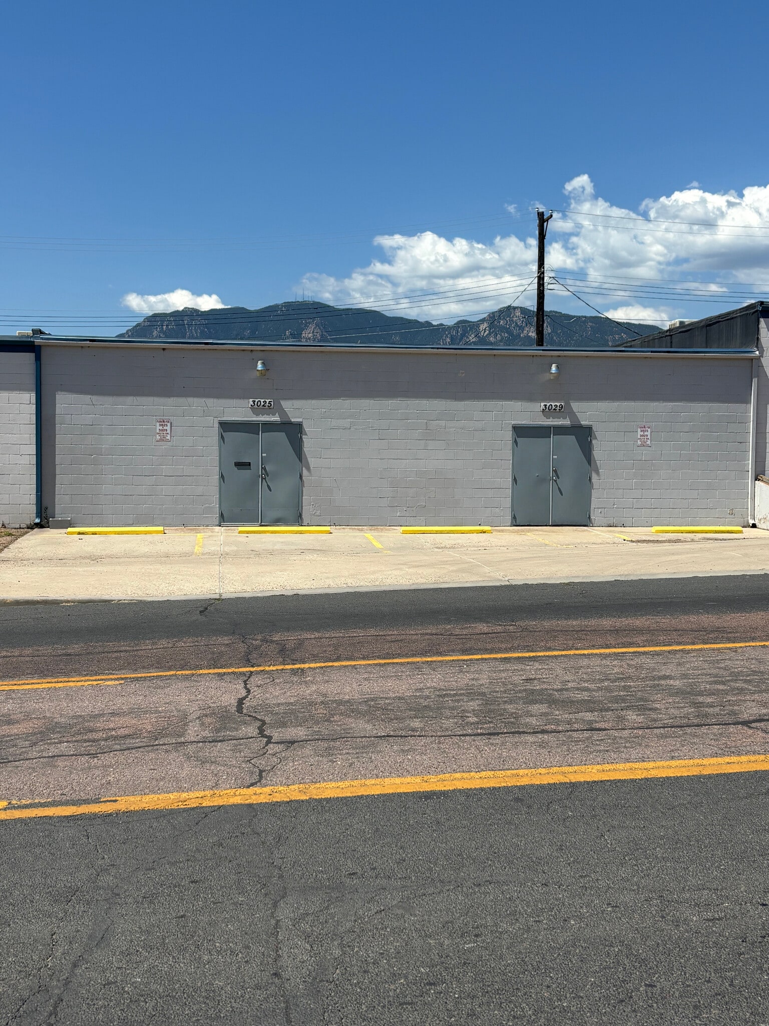 3025 Delta Dr, Colorado Springs, CO for Rent