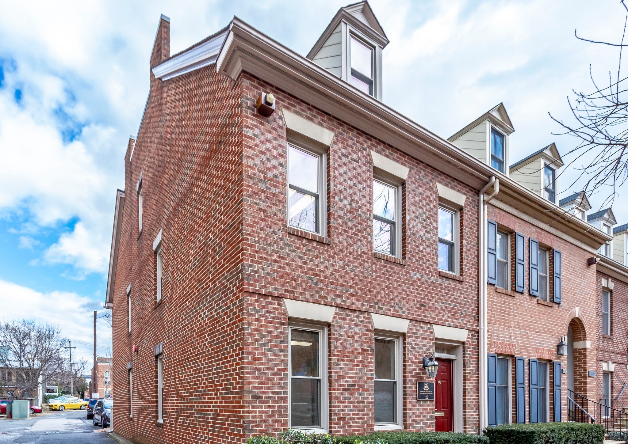 123 N Henry St, Alexandria, VA for Rent