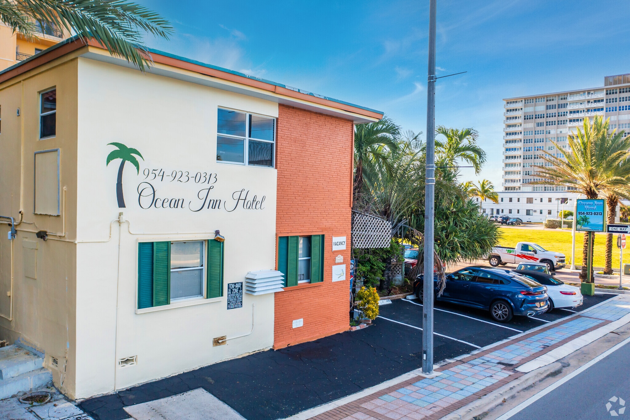 3405 N Ocean Dr, Hollywood, FL for Sale