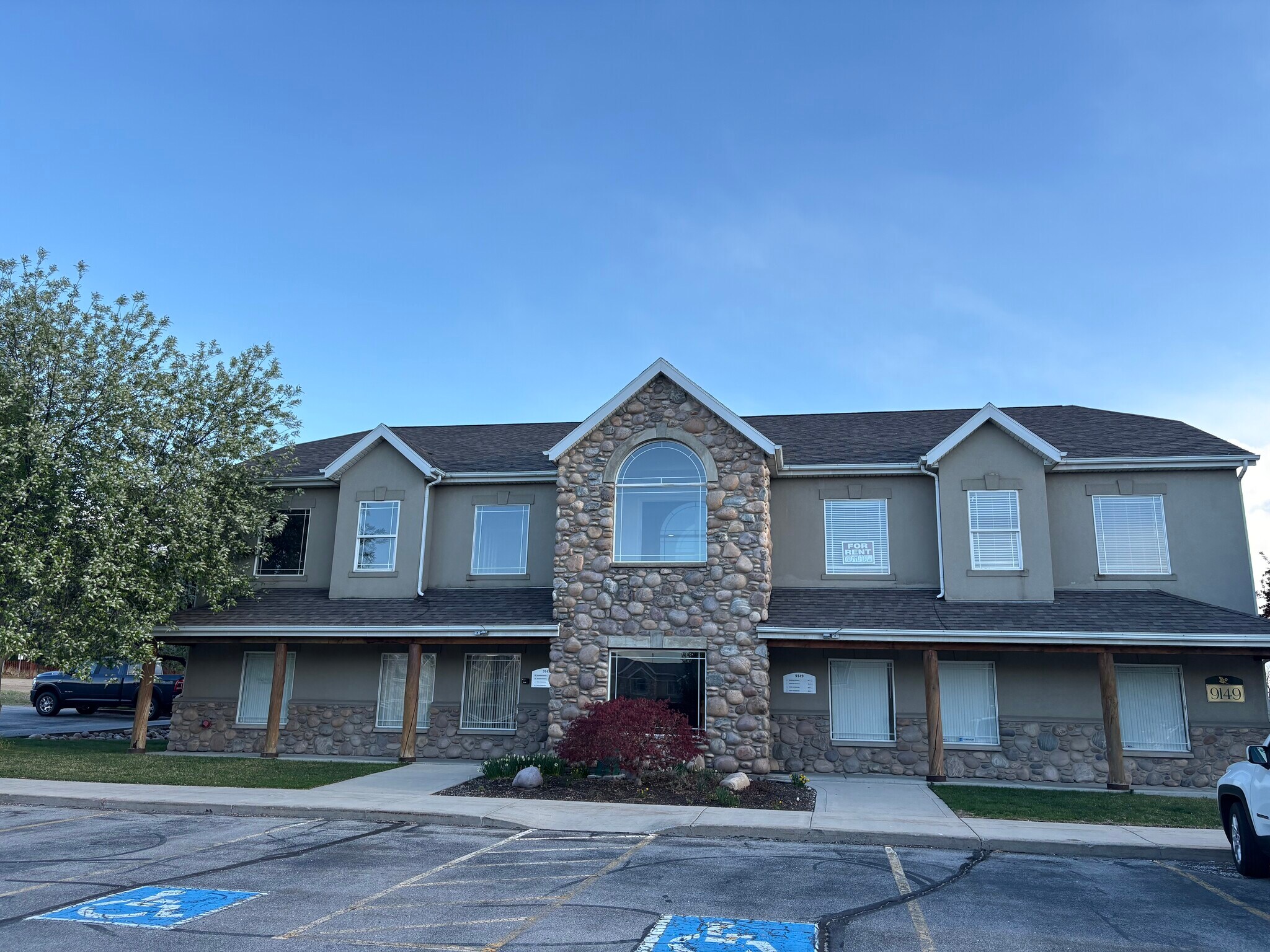 9149 S Monroe Plaza Way, Sandy, UT for Sale