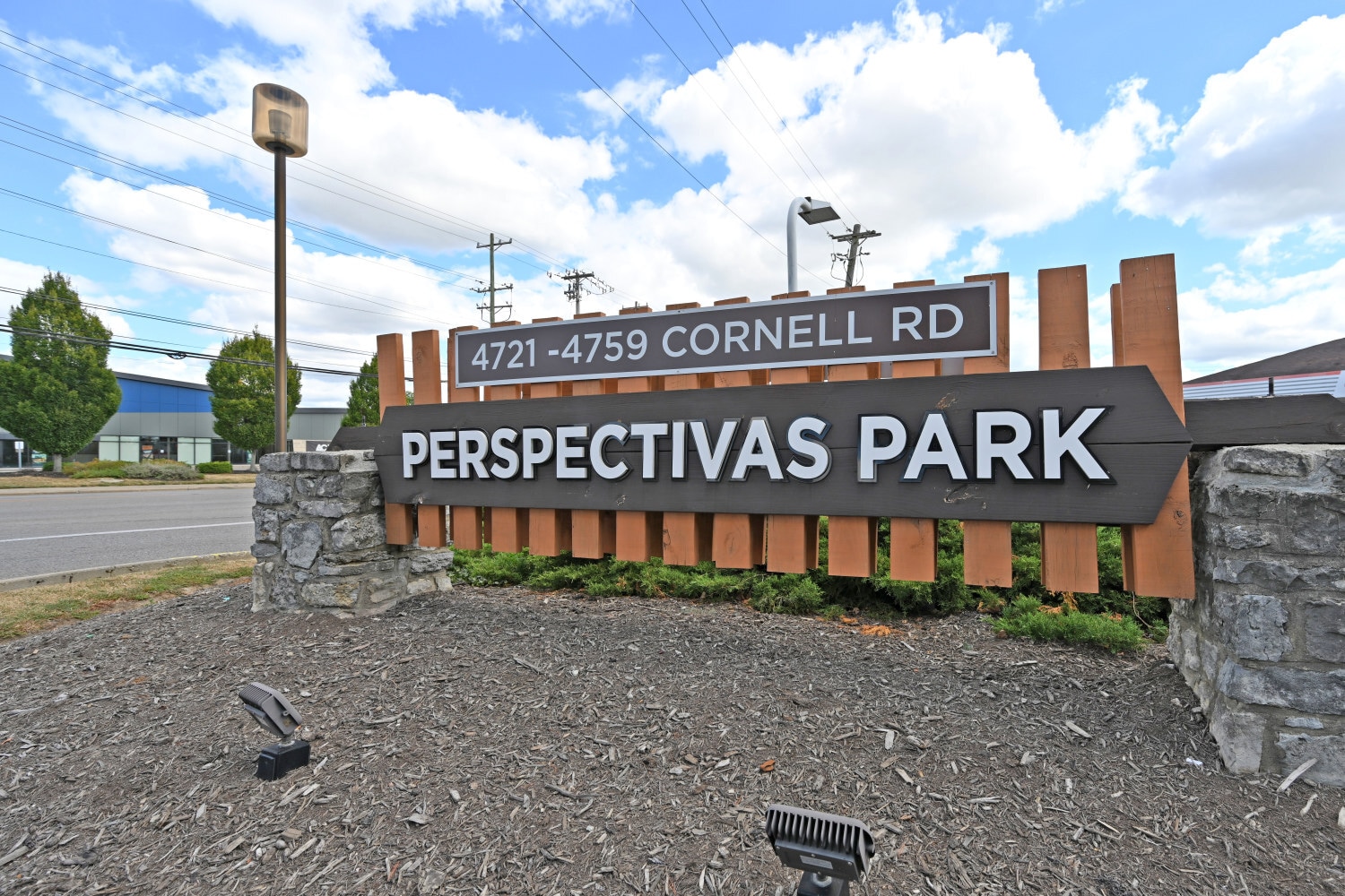 4725 Cornell Rd, Blue Ash, OH for Sale