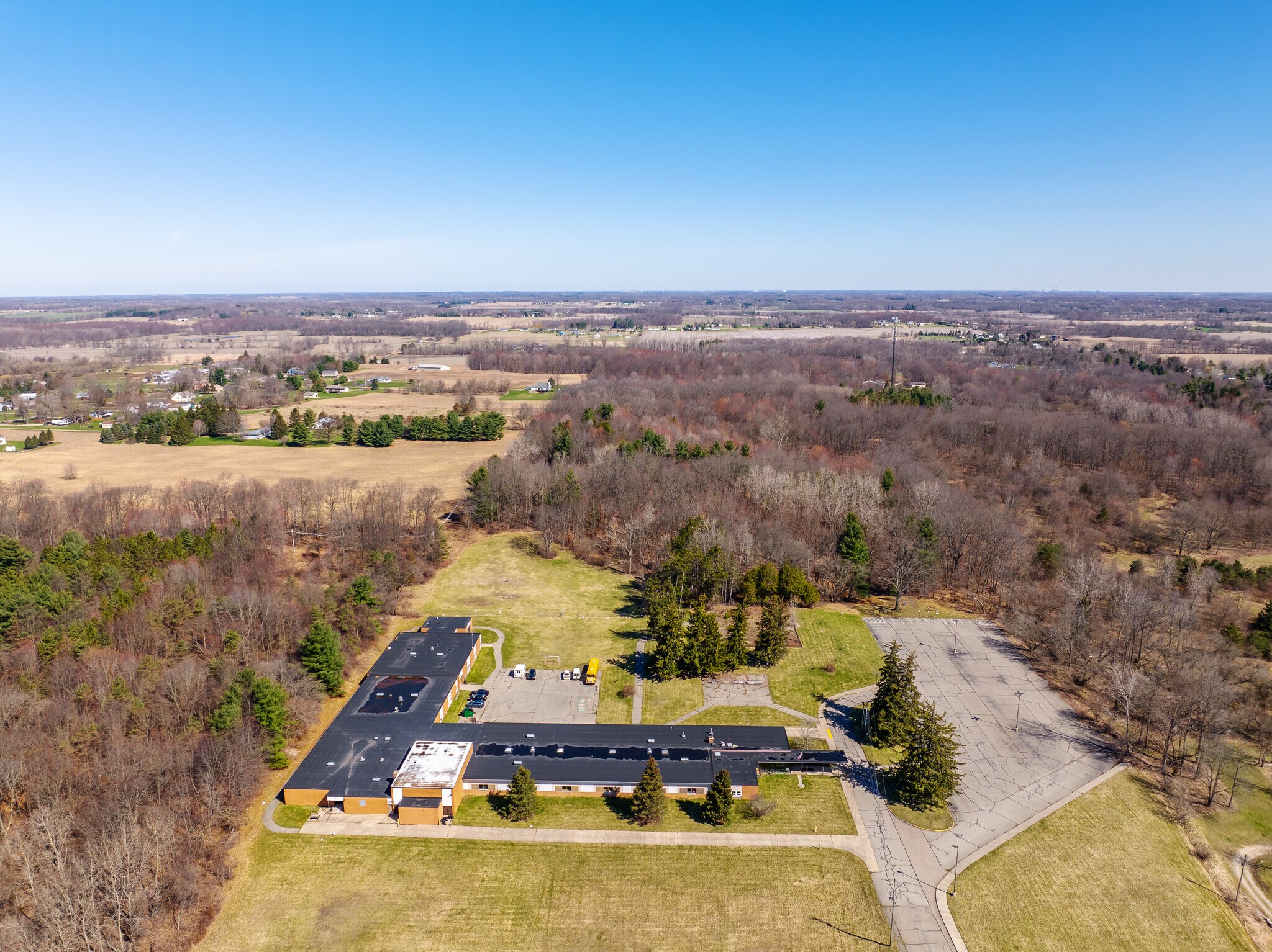 400 Dexter Rd, Eaton Rapids, MI for Sale