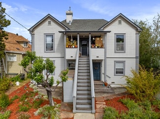 Santa Cruz, CA Apartments - 129 Sunnyside Ave
