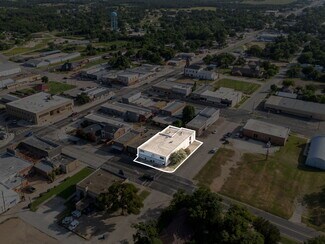Rockdale, TX Storefront Retail/Office - 233 Ackerman St
