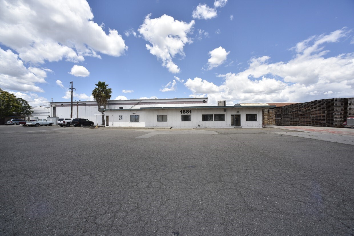 1891 Market St, Stockton, CA for Sale