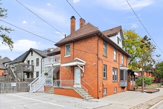 Windsor, ON undefined - 193-195 Janette Av