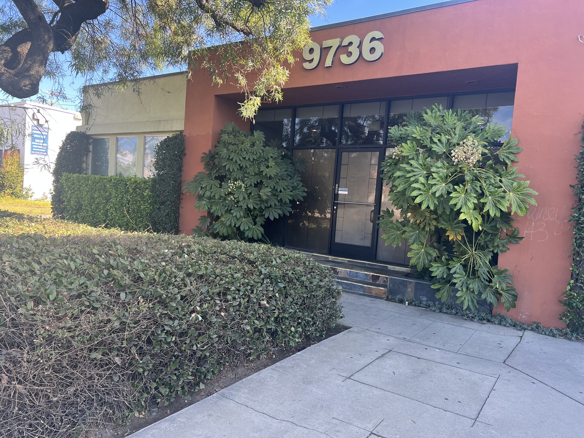 9736 Venice Blvd, Culver City, CA for Rent