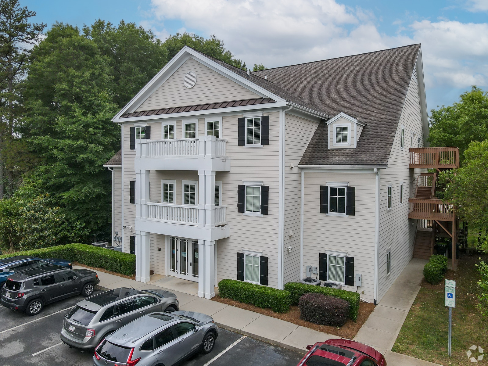 215 Gilead Rd, Huntersville, NC for Sale