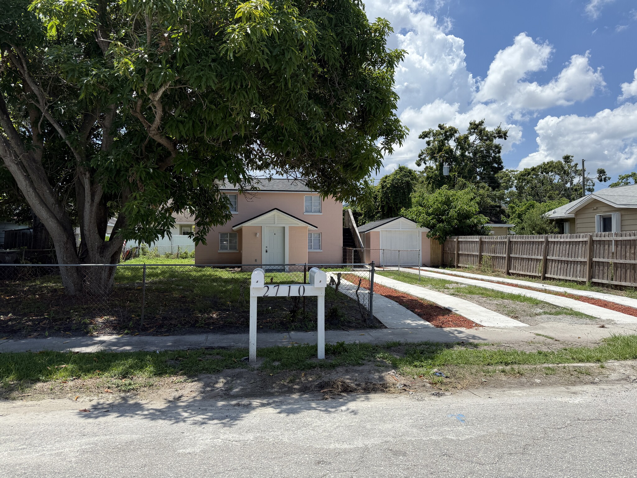 2710 53rd Ave N, Saint Petersburg, FL for Sale